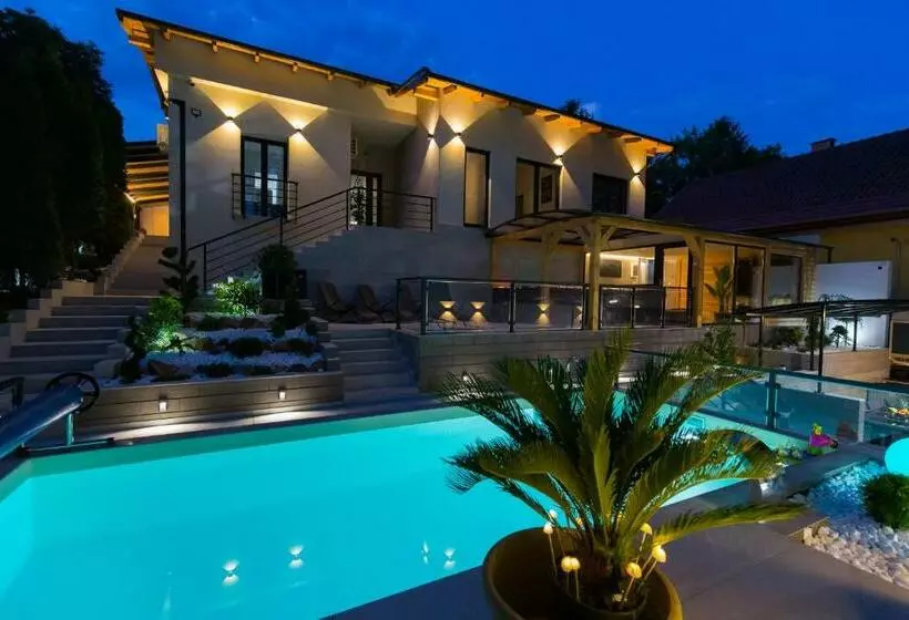 Majatalo Mintamókus Vendégház