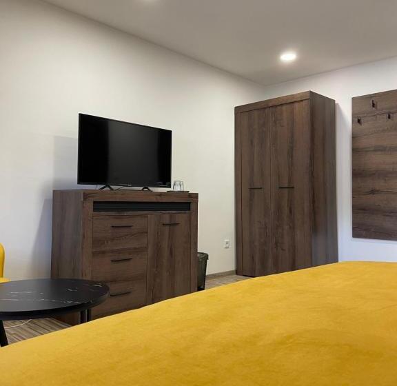 ペンション Penzión U Dvoch Levov