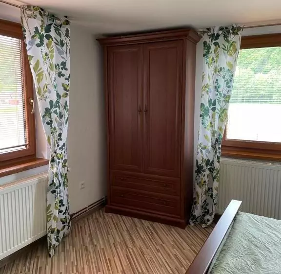 ペンション Penzión U Dvoch Levov