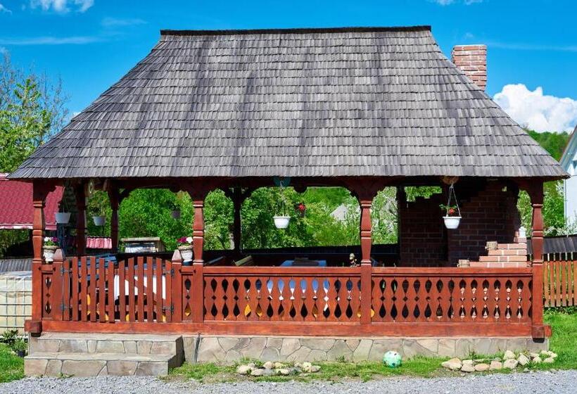 Pensiunea Agroturistica Casa Pribegilor