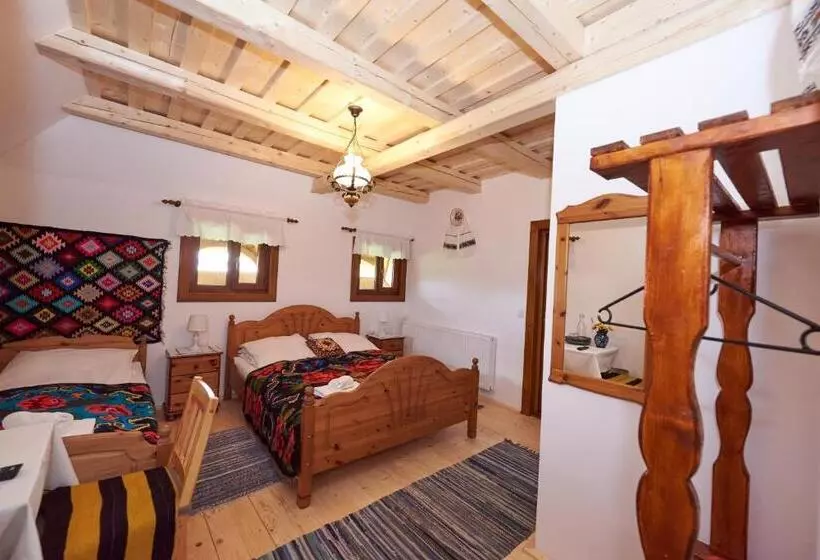 Pensiunea Agroturistica Casa Pribegilor