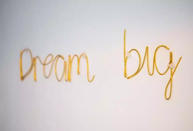 The Woodfield   Stunning Modern 2 Bed Apartment   Tv In Every Bedroom!