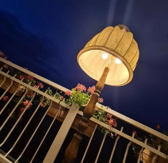 Retkeilymaja Locanda Mirabeau