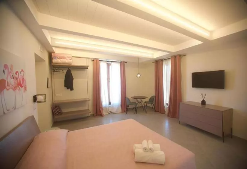 تختخواب و صبحانه Margiò House