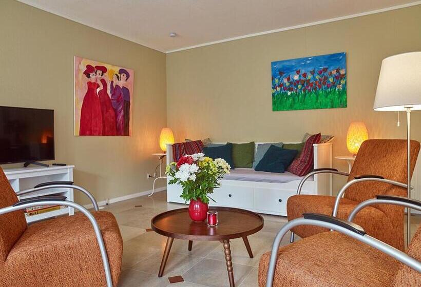 تختخواب و صبحانه Studio # Het Pauwennest