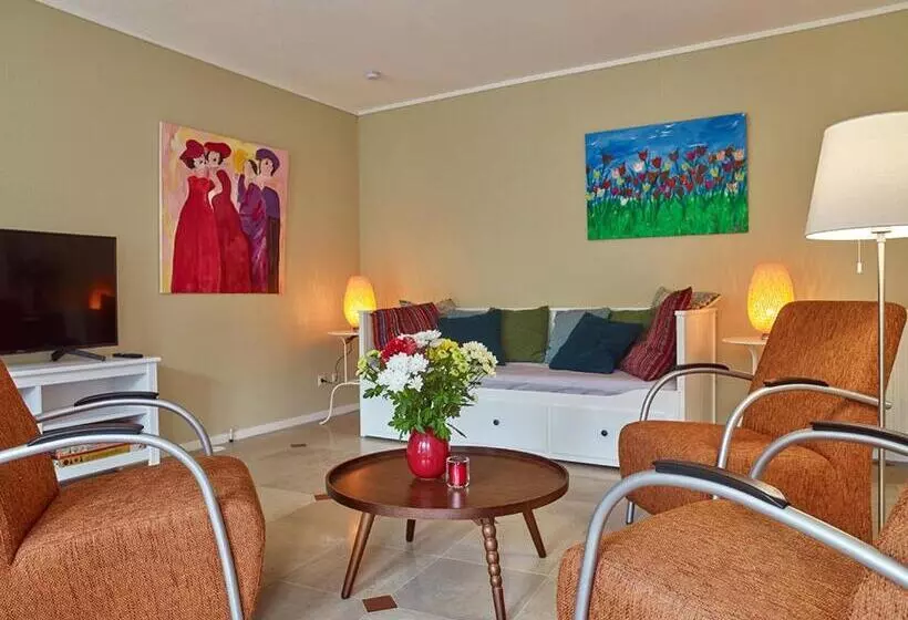 تختخواب و صبحانه Studio # Het Pauwennest