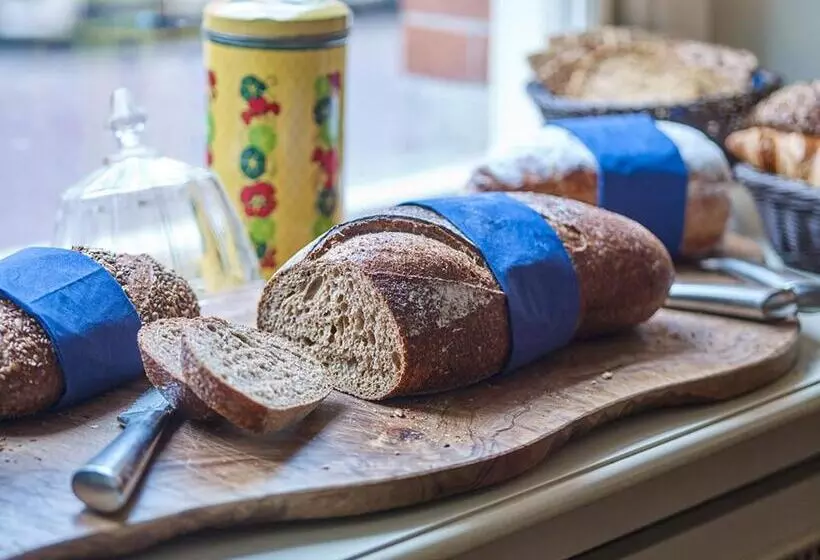 تختخواب و صبحانه Studio # Het Pauwennest