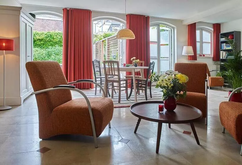 تختخواب و صبحانه Studio # Het Pauwennest