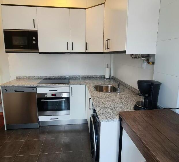 Fabuloso Apartamento Con Terraza Y Piscina