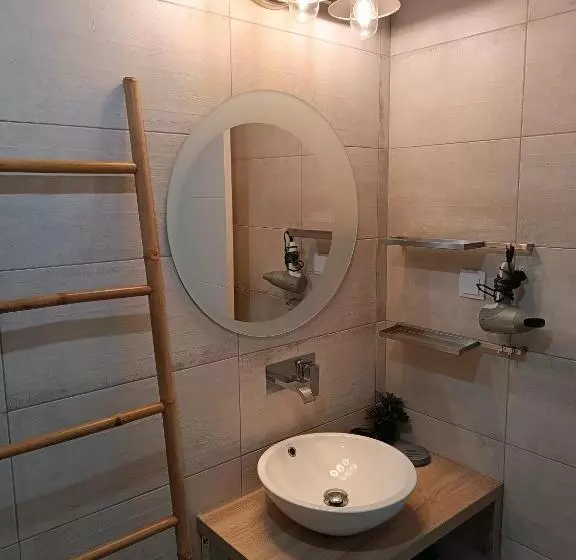 Ferragood House   Historic Center