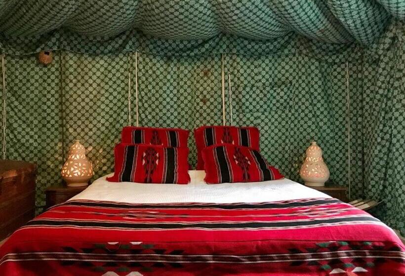 צימר Domaine De La Castagnère