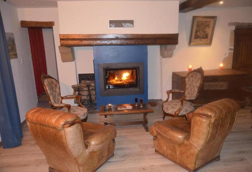 צימר Domaine De La Castagnère