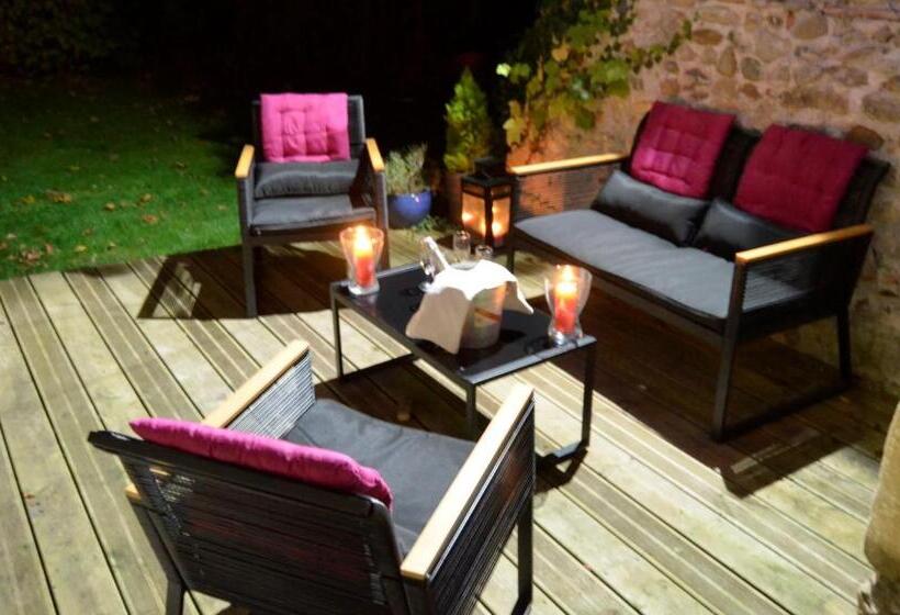 צימר Domaine De La Castagnère