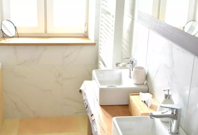 White Midsommar   Stilvolle Wohnung, 3 Schlafzimmer, Wohnzimmer, Küche