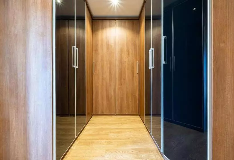 Hauzify I Apartament Sant Roc