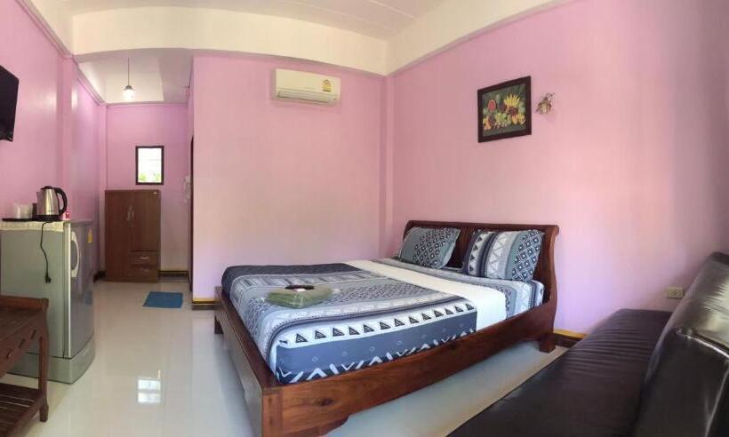 هتل Mossman House