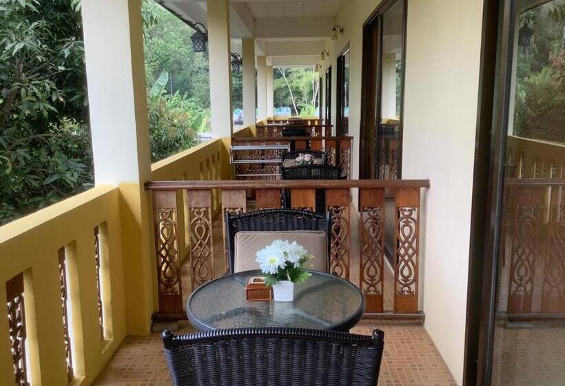 هتل Mossman House