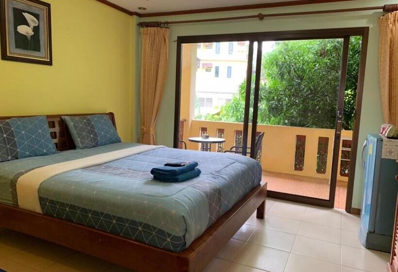 هتل Mossman House