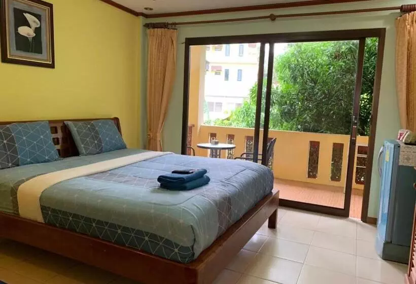 Hotel Mossman House