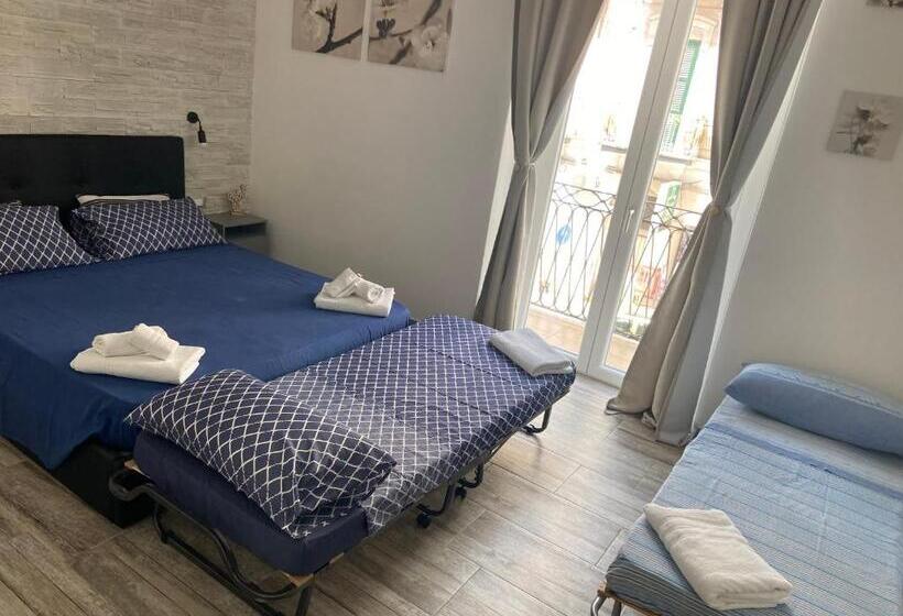 پانسیون Room27