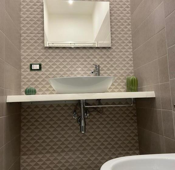 پانسیون Room27