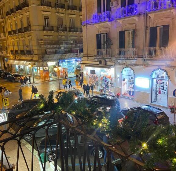 پانسیون Room27