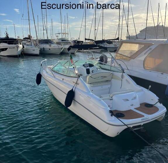 پانسیون Room27