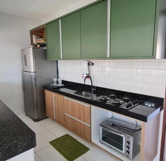 Relaxe Na Banheira De Hidromassagem Com Vista Mar