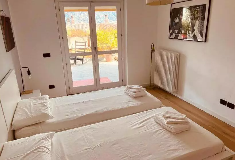 Sunset Feel House