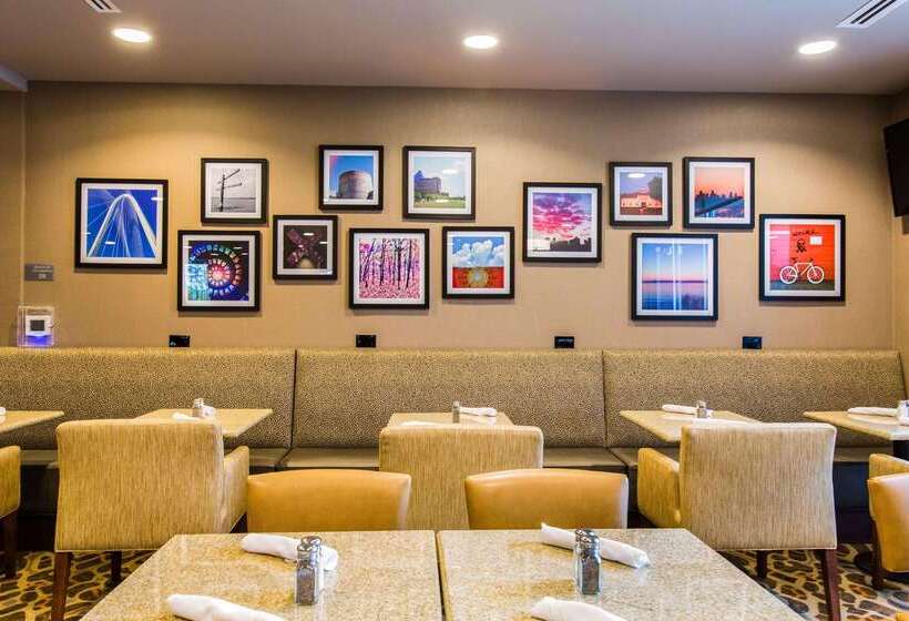 Cambria Hotel Plano Frisco