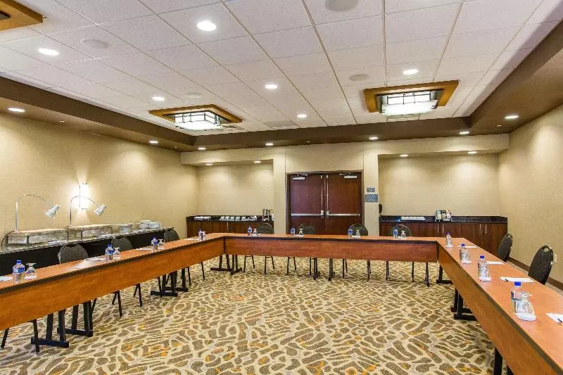 Cambria Hotel Plano   Frisco