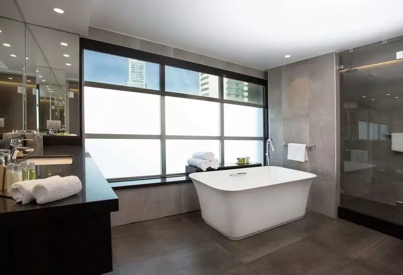 Doubletree By Hilton Hotel Santiago   Vitacura