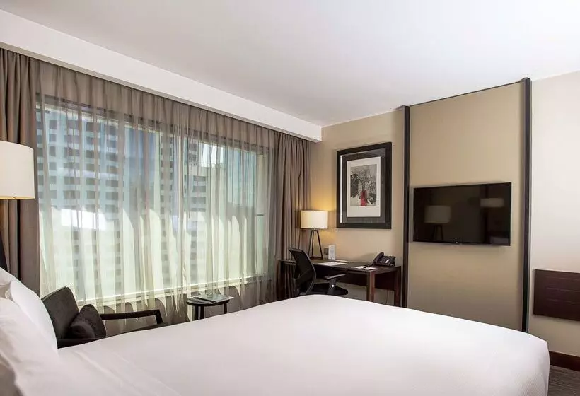 Doubletree By Hilton Hotel Santiago Vitacura