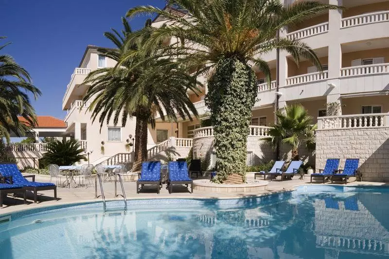 Отель Laurentum