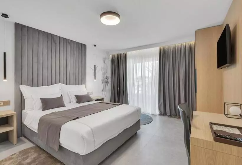 Отель Laurentum