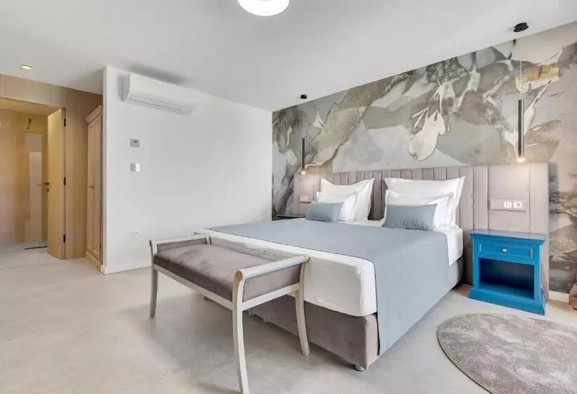 Отель Laurentum