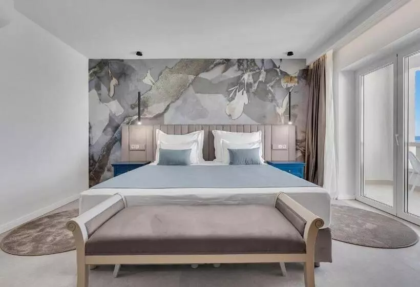 Отель Laurentum