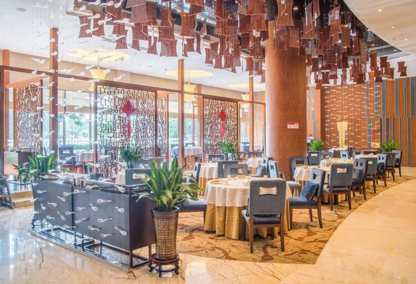 فندق Ramada Plaza Huizhou East