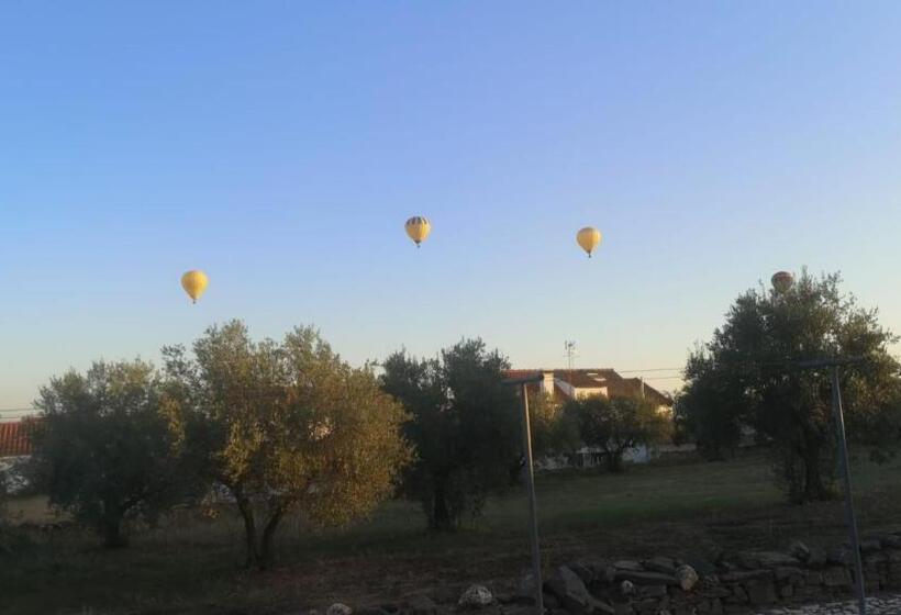 A Casa Do Mestre Lau No Coração Do Alentejo