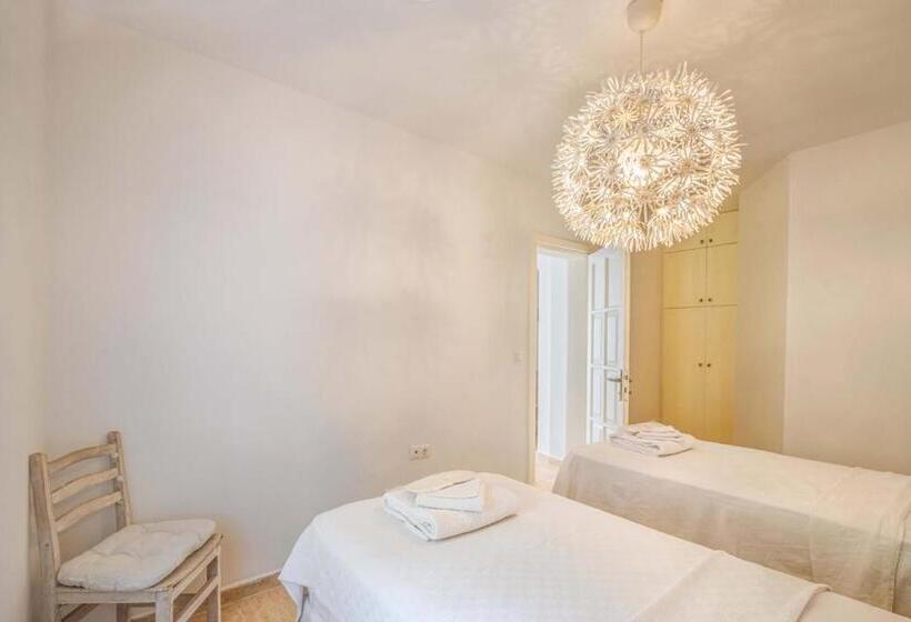 Aisha Apart Sea View