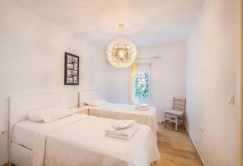 Aisha Apart Sea View