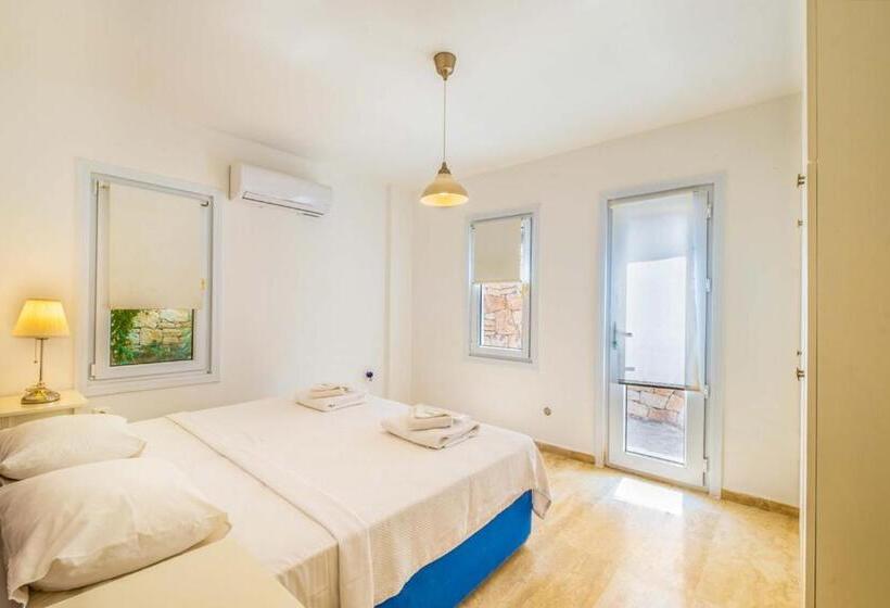 Aisha Apart Sea View