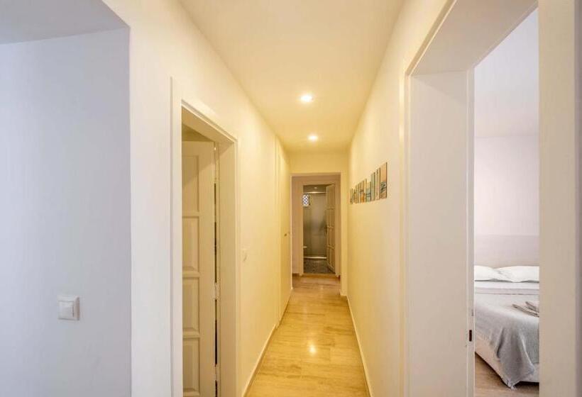 Aisha Apart Sea View