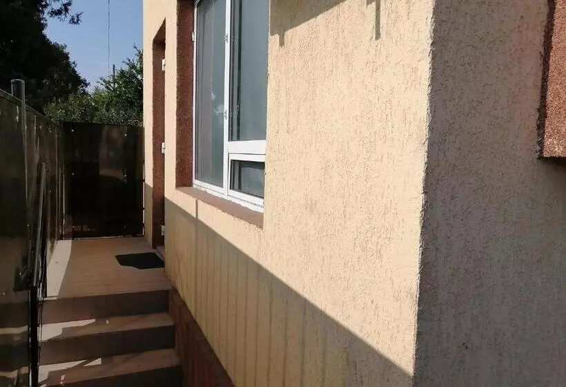 Apartament In Corbu In Casa De Vacanta