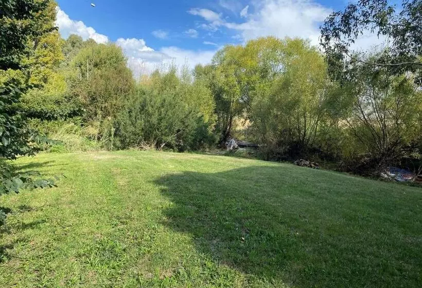 Cedar Apartments   Merrijig