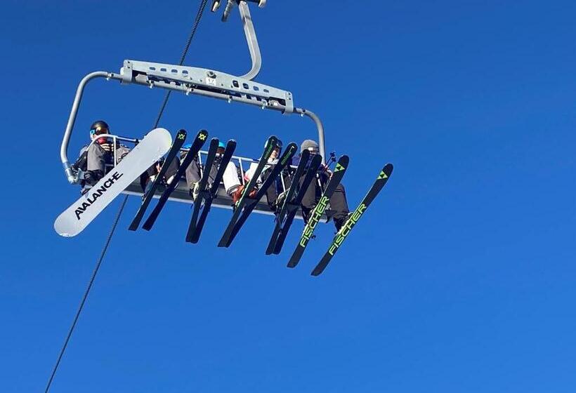 Cedar Apartments   Merrijig