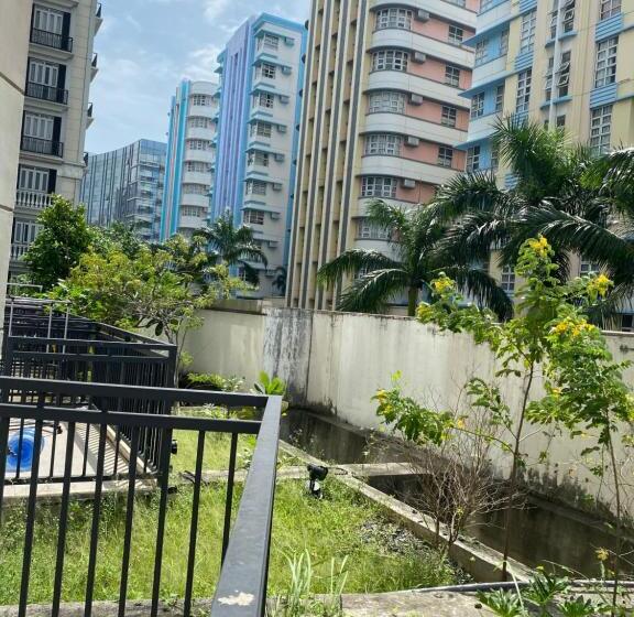 Favila Condotel Unit 150 Newport Boulevard Near Airport Terminal 3 And All Other Airport