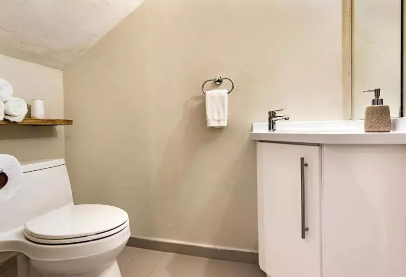 Otrobanda Apartment