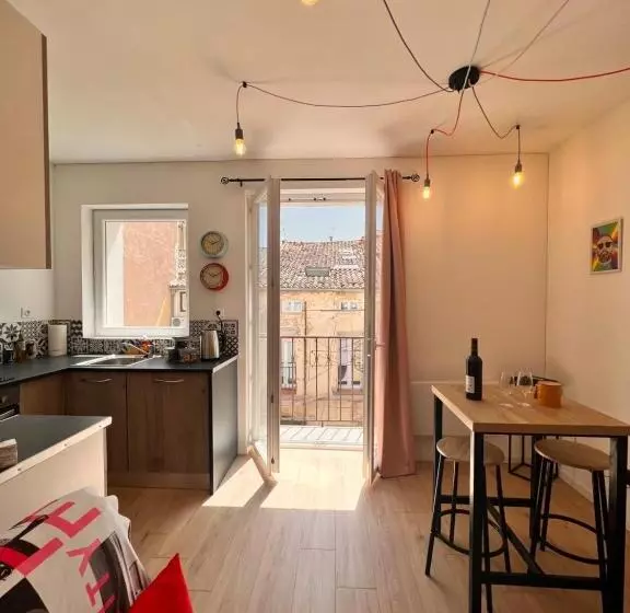 9mins De Lamalou Les Bains 30mins Avène 40m²
