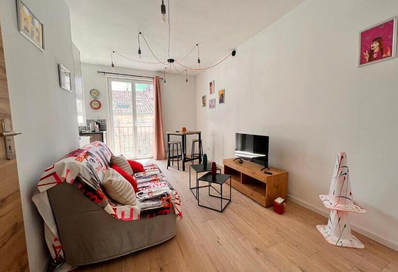 9mins De Lamalou Les Bains 30mins Avène 40m²